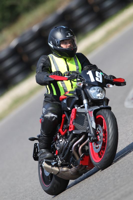 /Archiv-2018/44 06.08.2018 Dunlop Moto Ride and Test Day  ADR/Strassenfahrer-Sportfahrer grün/19